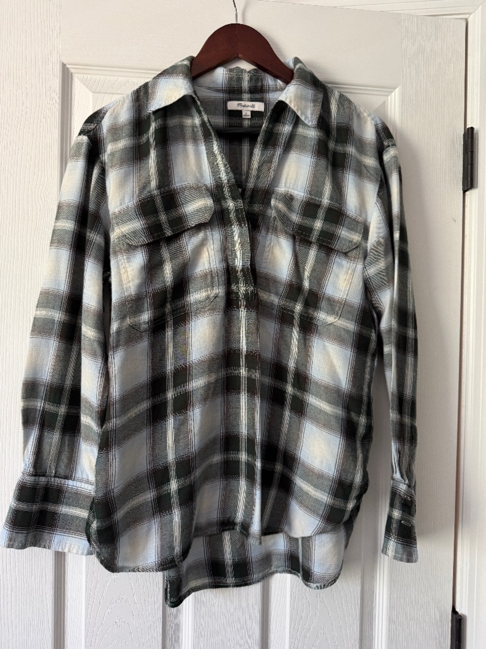 Like new Madewell lightweight popover flannel size S